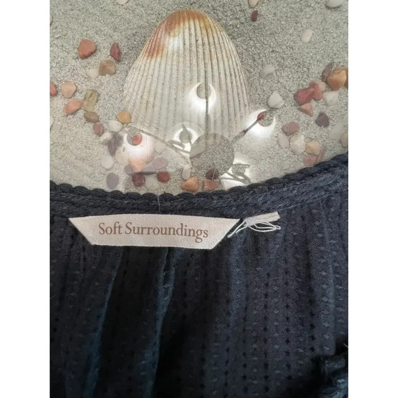 Soft Surroundings Women's Large Navy Cold Shoulder Beaded Cuff V-Neck Top & Tank - Picture 3 of 9